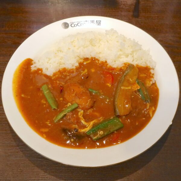 トマトタンドリーチキンカレー（1,095円）＋チキンと夏野菜（420円）