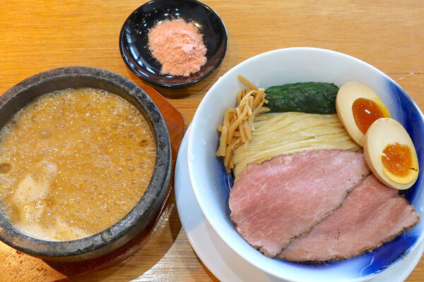 豊見城「manmanchan 沖縄」で特製伊勢海老つけ麺＋バリうまギョーザ