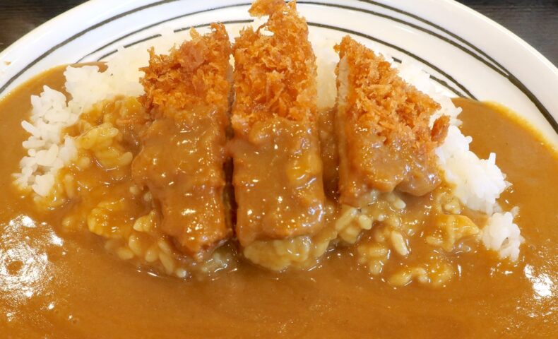 とんかつチェーン「かつさと」でランチかつカレー！が、ランチはあまりお得じゃなかった。