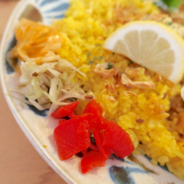 副菜は玉ねぎのアチャールが美味しかった