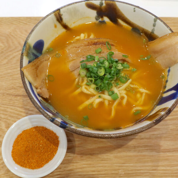 激辛島辛そば＋じゅーしーセット（1,200円）