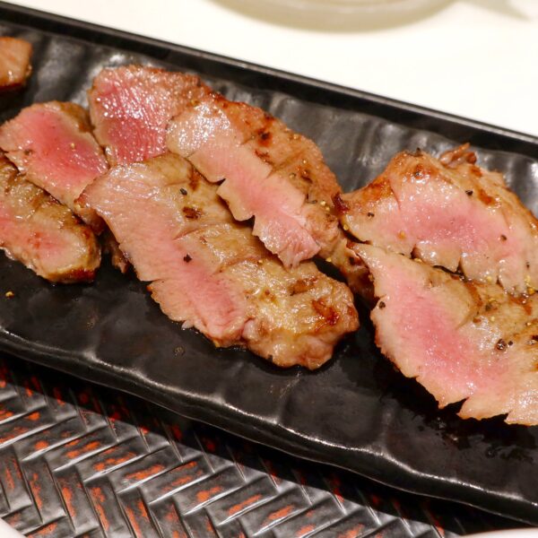 丸ごと牛タン定食 成牛（2,200円）