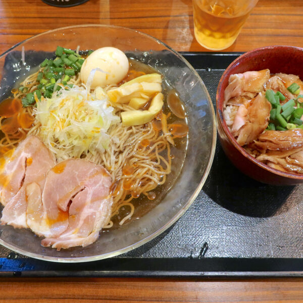 冷やし中華そば（950円）＆チャーシュー丼（300円）