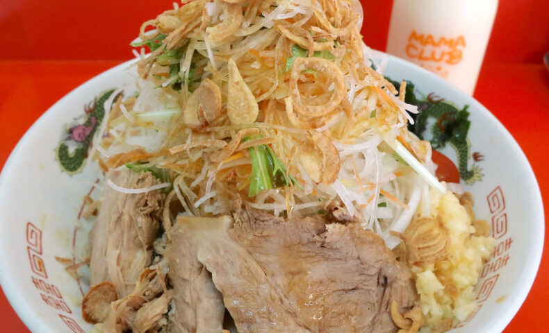 那覇「赤ひげラーメン」の進化した千里眼インスパイアな冷やし中華がうまかった！