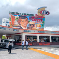 浦添「A&W 牧港店」でカーリーフライバーガー＆カーリーフライ