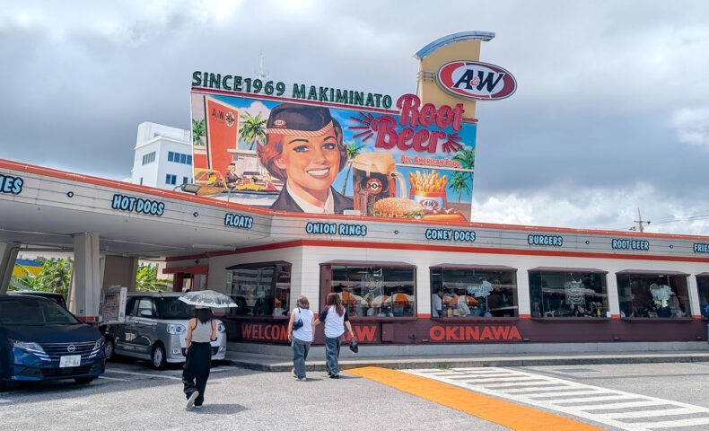 浦添「A&W 牧港店」でカーリーフライバーガー＆カーリーフライ