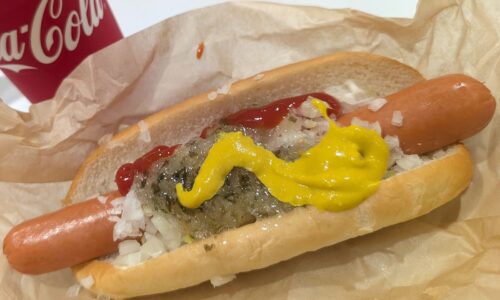 コストコで180円のクォーターパウンドホットドッグ＆ジャーマンバーケーキ