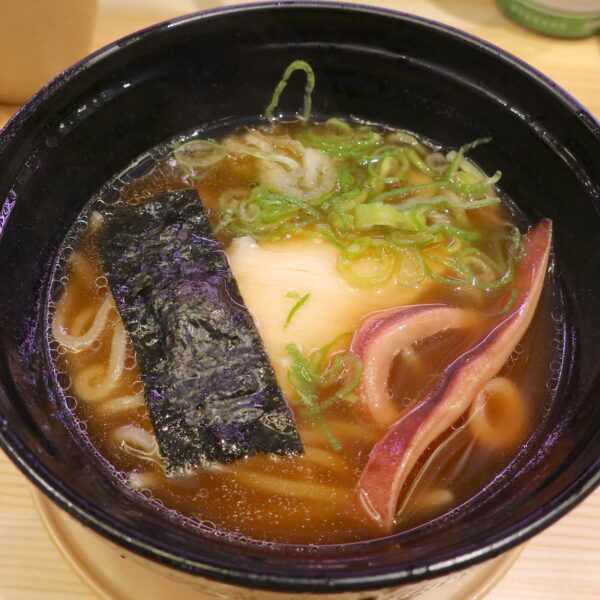 能登小木港いかのせいか白湯醤油ラーメン（460円）