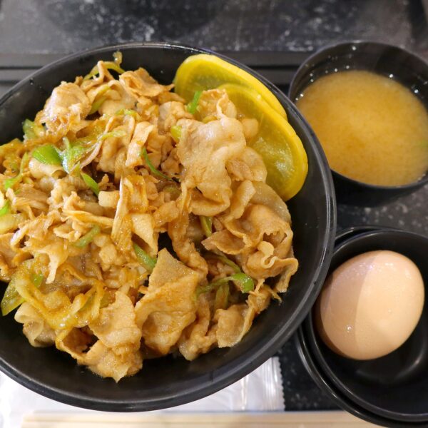 すた丼（990円）