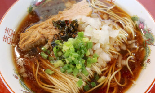 宜野湾「麺と飯ソウハチヤ がろんちゃん店」で限定・青唐中華そば＆山椒海苔バターの和え玉