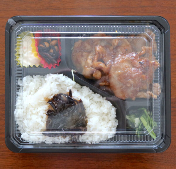 豚の生姜焼き弁当（800円）