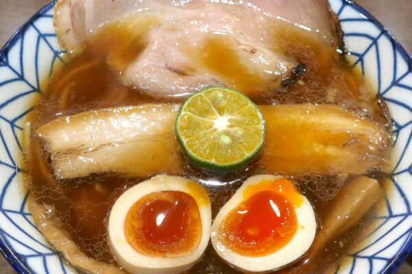 浦添「Ryukyu Ramen Apollo」で蜆エキス入り秋刀魚節ラーメン・雷無月