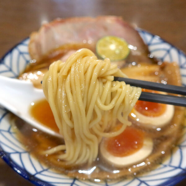むちむち中細麺