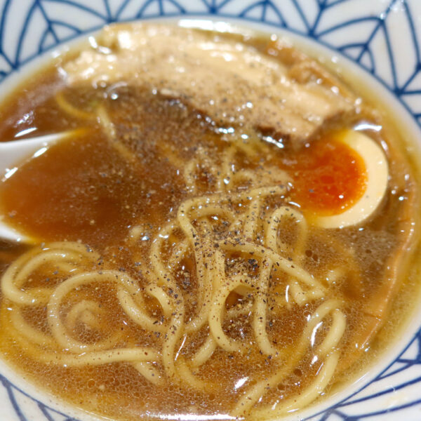 胡椒での味変も美味しい