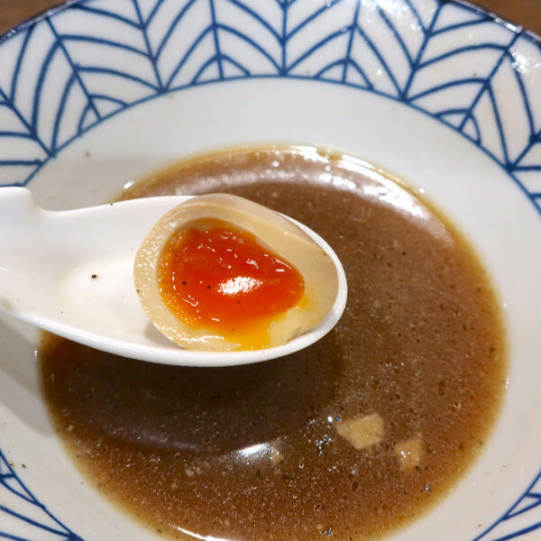 味玉はデザート代わり