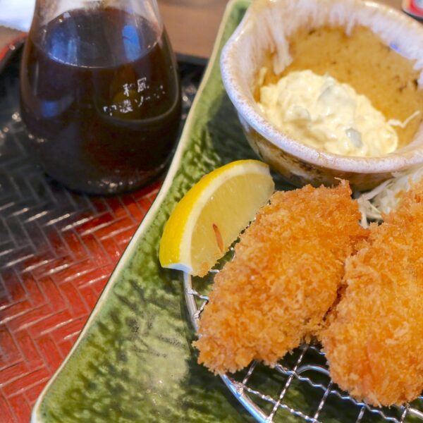 ソースで食べるか？ レモンで食べるか？ タルタルで食べるか？