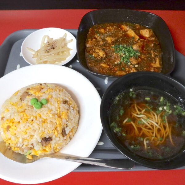 半炒飯定食（1,000円）
