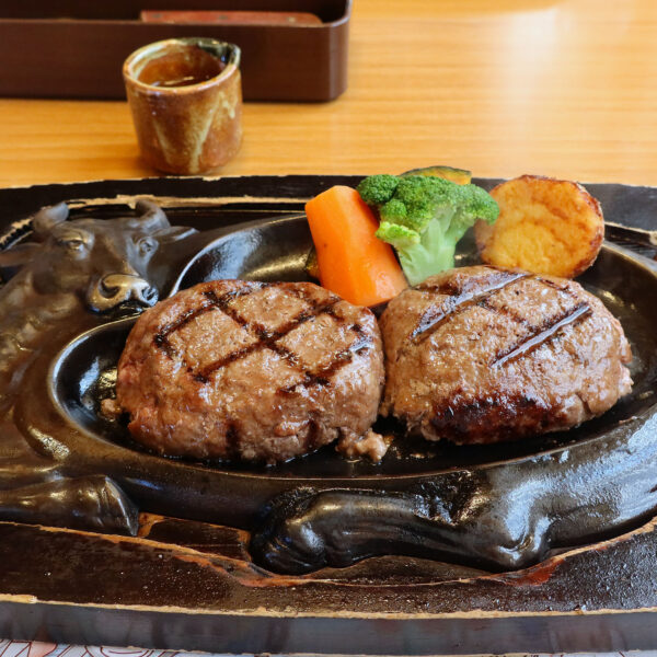 げんこつハンバーグランチ（1,760円）
