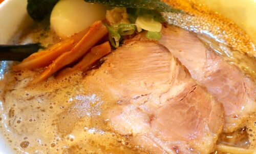 那覇・壺川「札幌飛燕 那覇店」で特製我流札幌味噌らーめん