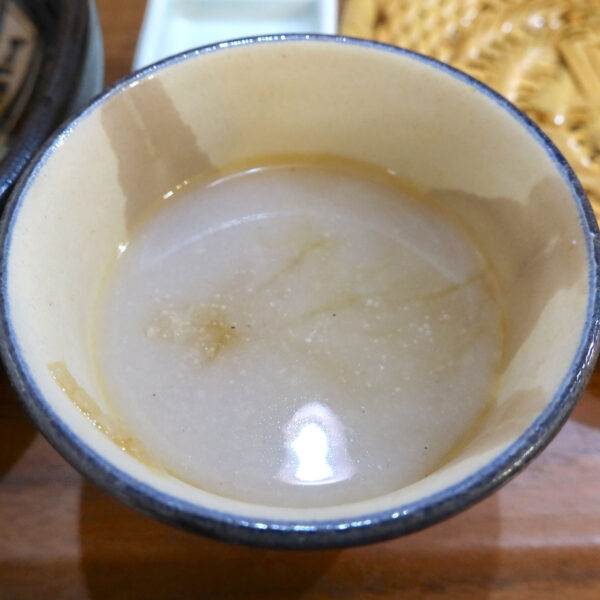 粘度高めの蕎麦湯