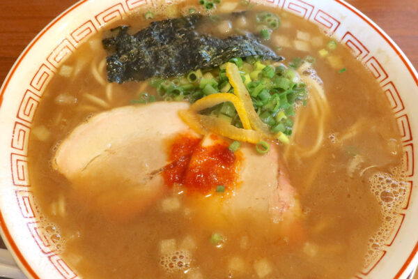 リニューアルオープンした「らあめん花月嵐」で期間限定メニュー・煮干し中華そば 旨NIBO