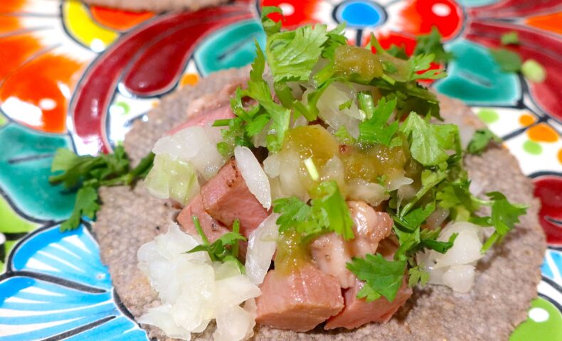 那覇「テキーラとタコスのお店 ブレーメン」でタコス・バルバコア＆子羊のロースト