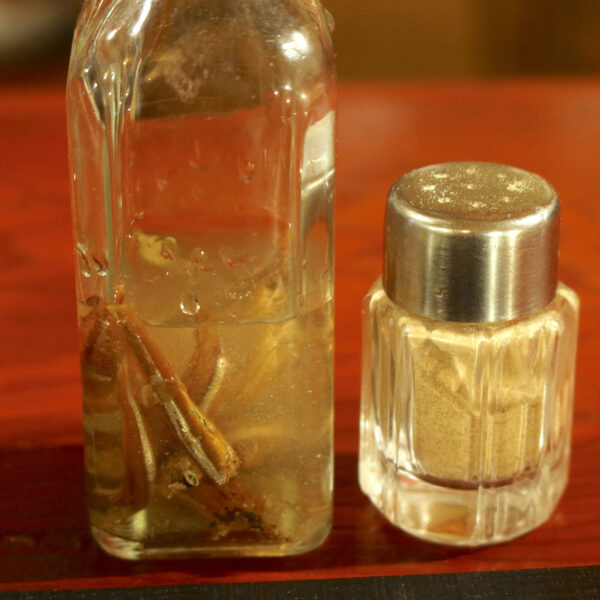 煮干し酢と胡椒