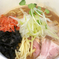 那覇・真嘉比「ラーメン 志のわ」でこってり濃厚な限定・濃厚海老味噌