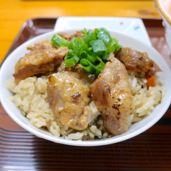 ジューシー＋肉の丼
