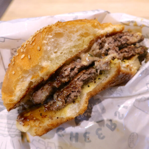 アブラと肉の食感