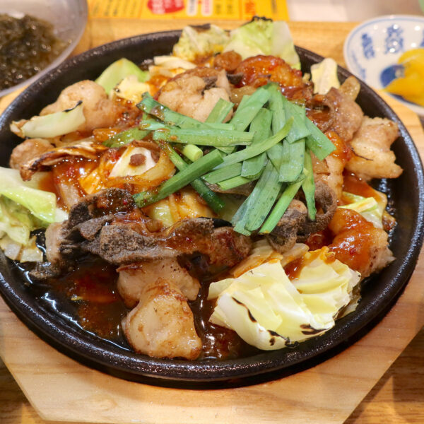 小腸、センマイ、レバーなど