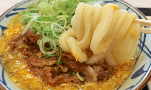 「丸亀製麺」の限定・肉がさね玉子あんかけうどんに肉＆玉子の天ぷらを重ねて