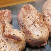 馬力をチャージ！ 「やっぱりステーキ」で店舗限定・馬ヒレステーキ 300g