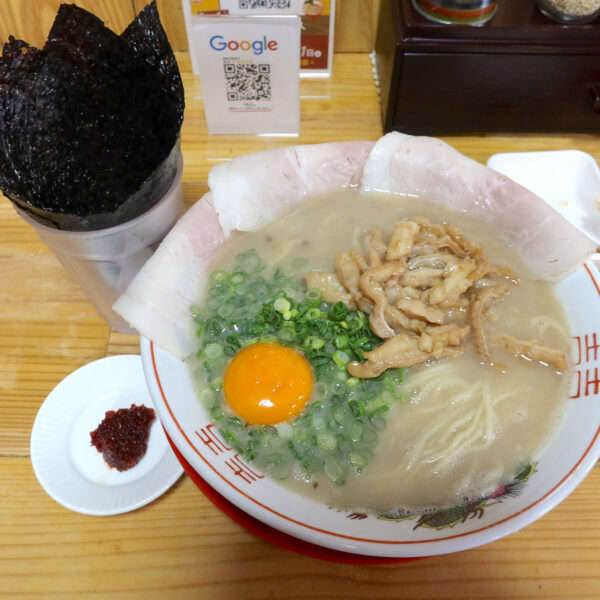 島ホルモンラーメン（1,550円）