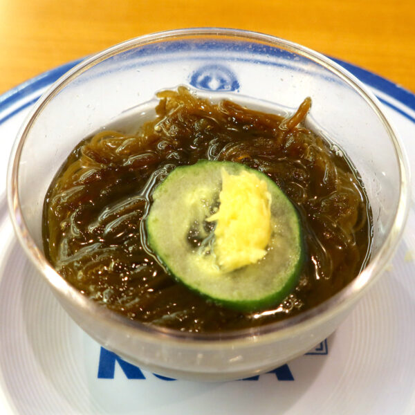 沖縄もずく（125円）