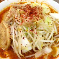 県庁前「時は豚なり 沖縄58号線店」でニュータンタンメン✕二郎なメニュー・担二郎