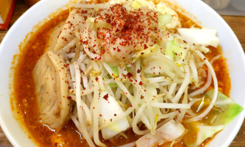 県庁前「時は豚なり 沖縄58号線店」でニュータンタンメン✕二郎なメニュー・担二郎