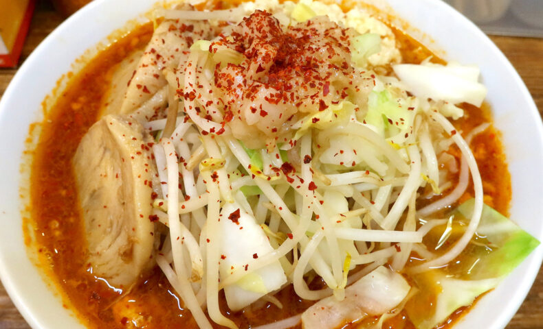 県庁前「時は豚なり 沖縄58号線店」でニュータンタンメン✕二郎なメニュー・担二郎