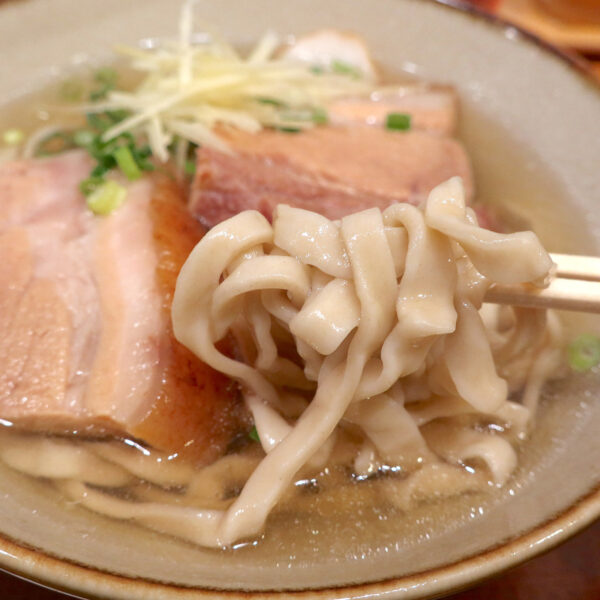 パンのような麺