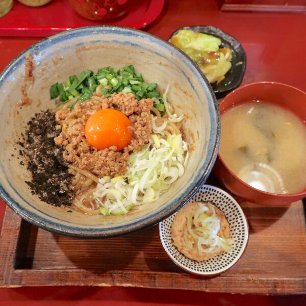 まぜ麺 並＋納豆＋塩昆布キャベツ（1,210円）