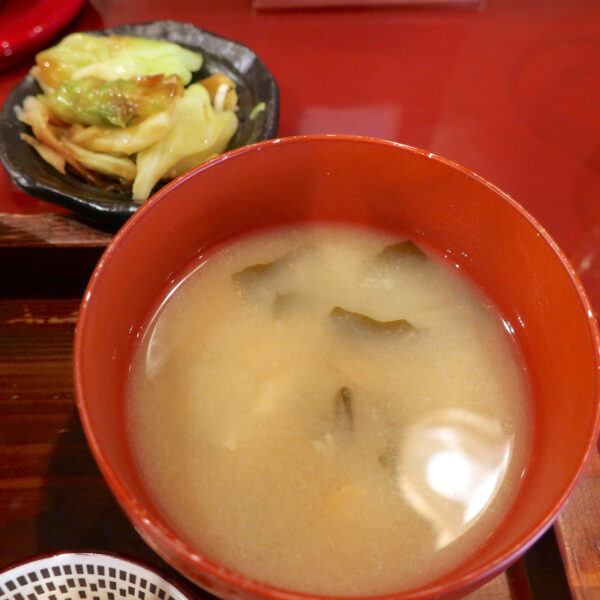 味噌汁でウォーミングアップ