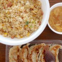那覇・曙「あけぼのラーメン」の炒飯&餃子のセット・チャーギョー持ち帰りランチ
