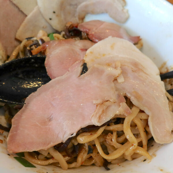 肩ロースにウデ肉がうまい!