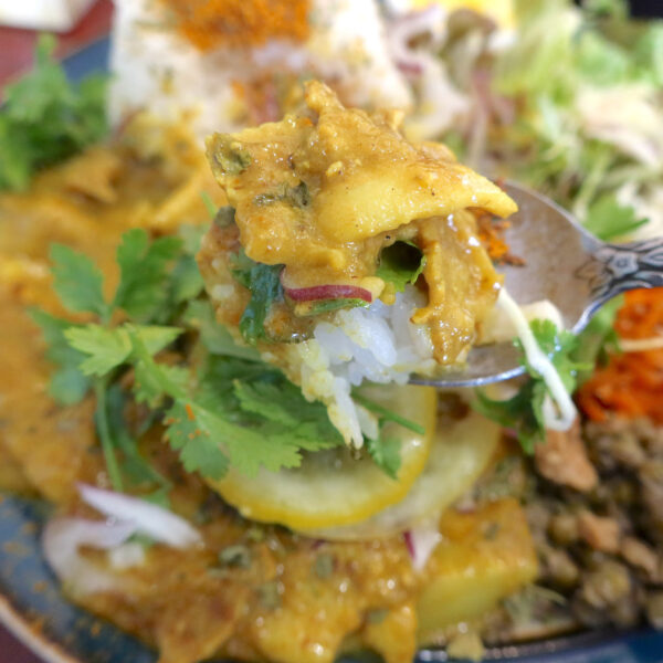 豚バラはカレーと相性抜群