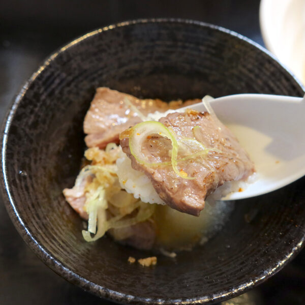 スープを入れて