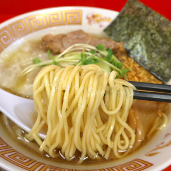 ビシッと細麺