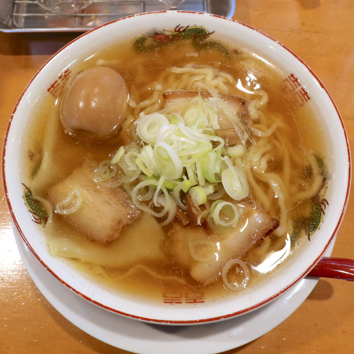 兎琉猫 肉中華そば 大盛り（1,100円）＋味玉（150円）