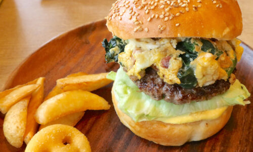 菜の花＆ベーコン＆玉子がアクセント！ 「FLIP-FLOP」のマンスリー・菜の花ベーコンバーガー