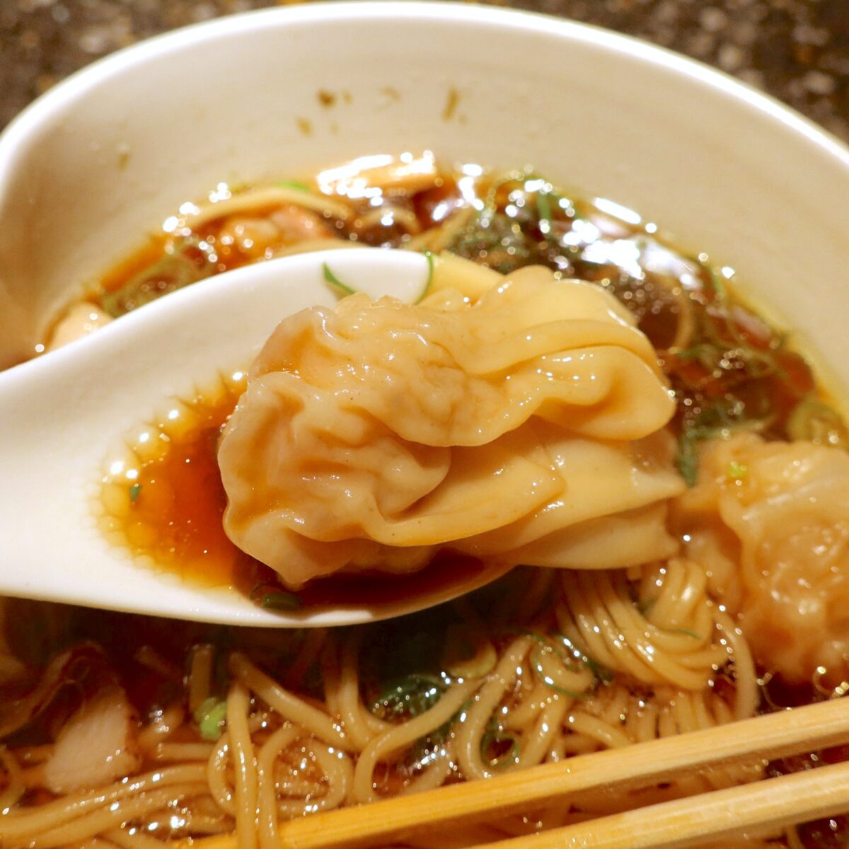 大きいワンタン