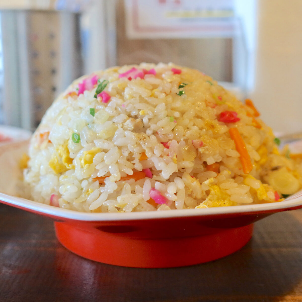山盛りチャーハン
